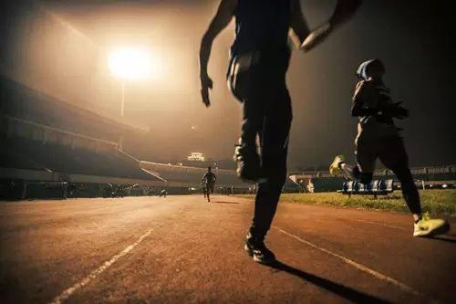 勇士尝试提 勇士尝试提