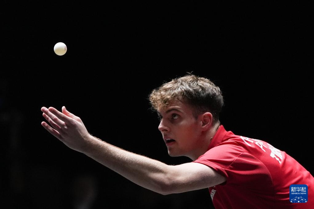 从品牌与市 从品牌与市